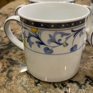 Winterling Bavaria Germany WIG604 Coffee Cups Mug Blue Dot Band Yellow Flowers